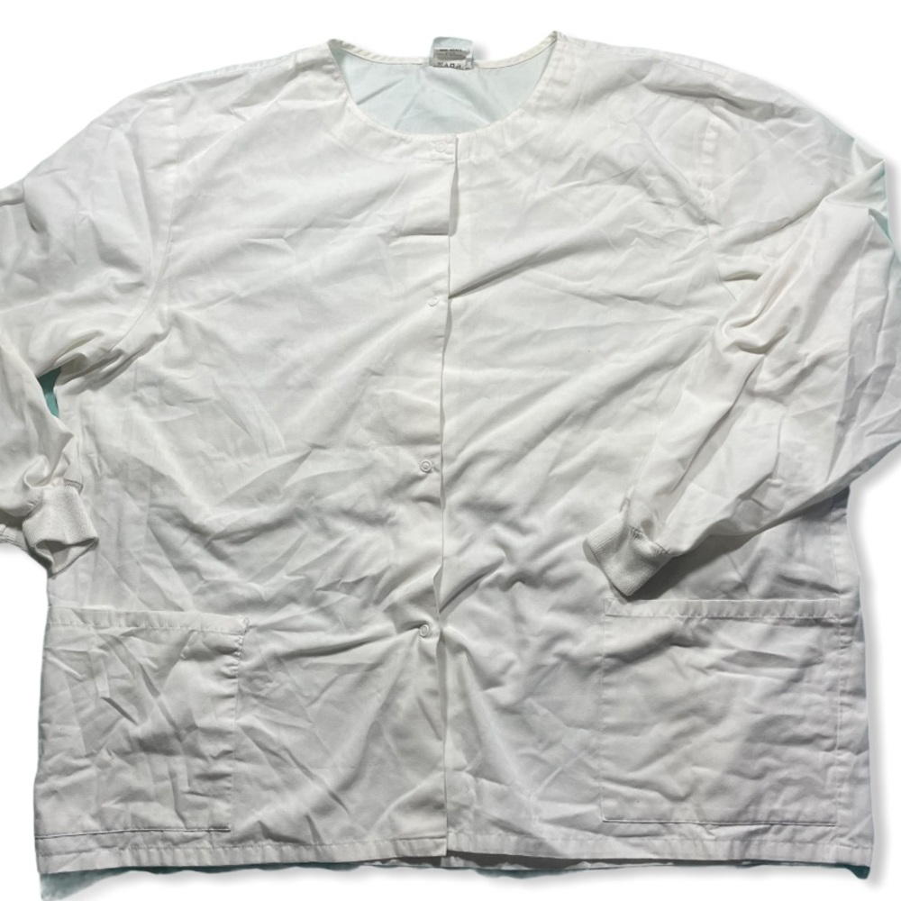 White Simply Basic Scrub Jacket - Picture 1 of 5